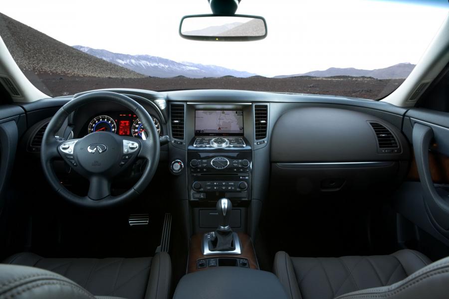  Infiniti FX50 2009 года  (фото 68 из 110)